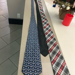 Ties 3 packElegant Navy Patterned Men's Tie great shape